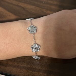 stainless steel flower bracelet